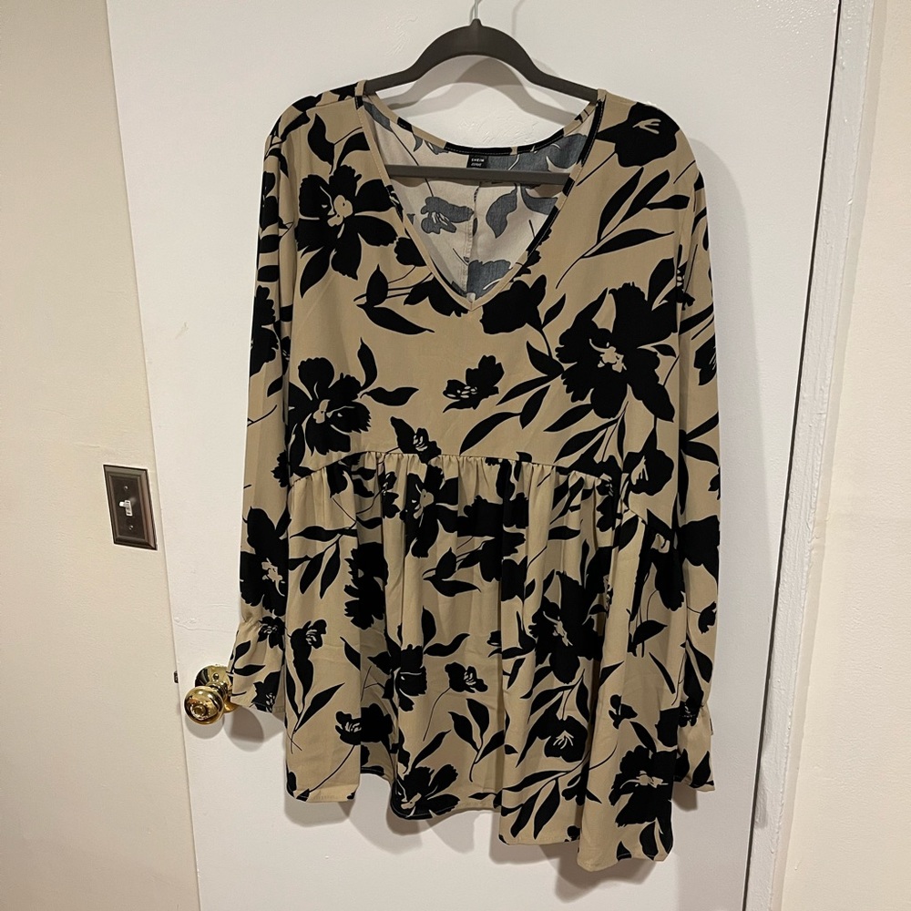 PLUS SIZE floral shirt from SHEIN